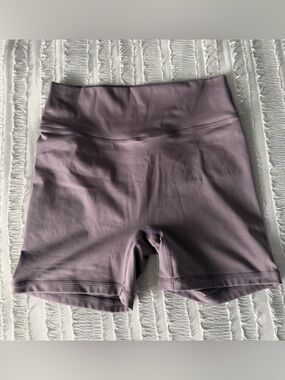 FORM Biker Shorts